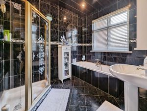 Photo 1- click for photo gallery